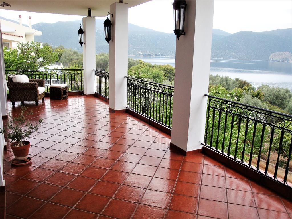 Waterfront Mediterranean Villa Skroponeria Exterior foto