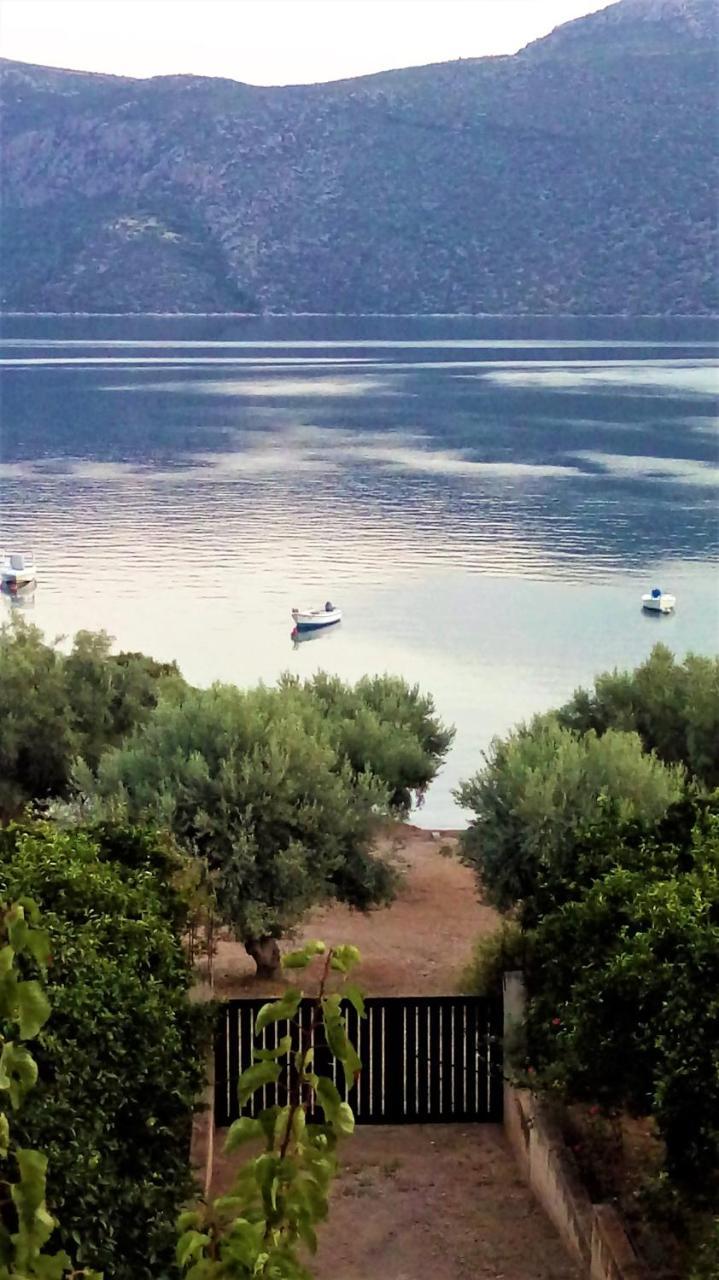 Waterfront Mediterranean Villa Skroponeria Exterior foto
